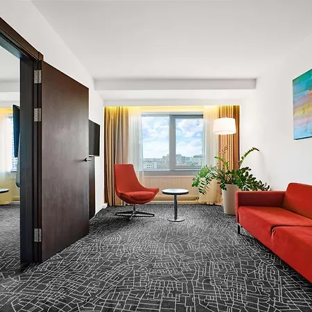 Park By Radisson Troyitska 4* Kyjev