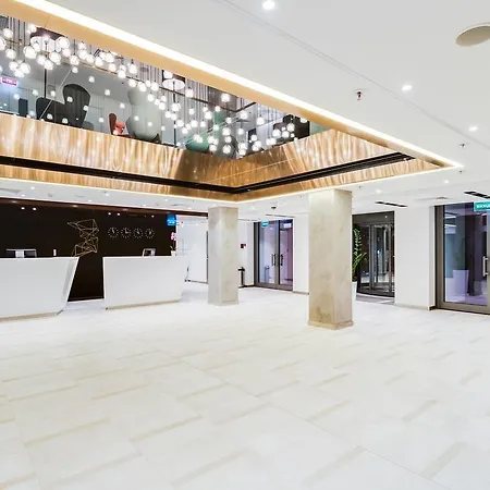 Park By Radisson Troyitska Hotel 4*