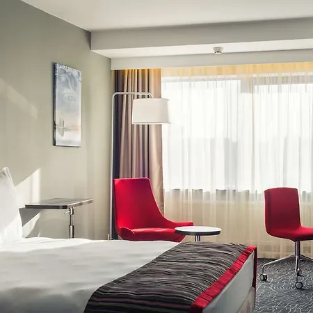 Park By Radisson Troyitska 4* Kyjev