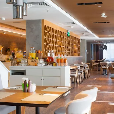 Park By Radisson Troyitska Hotel 4*